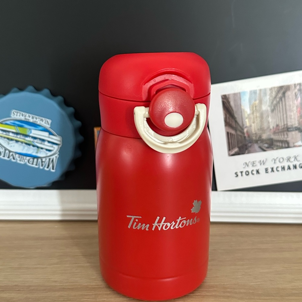 Tim Hortons Red Thermos limited edition 220ml